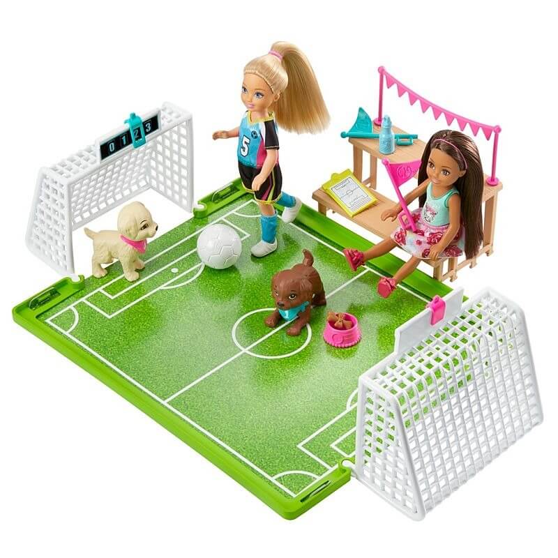 Barbie® Dreamhouse Adventures 6-inch Chelsea Doll with Soccer Playset and Accessories