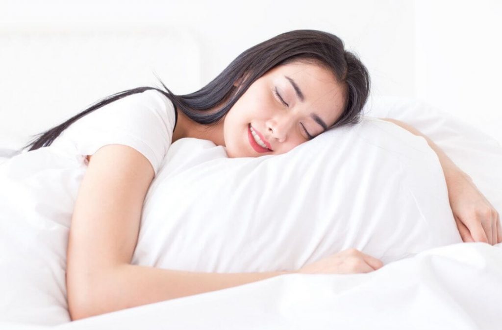 tidur yang cukup juga salah satu cara manjakan diri