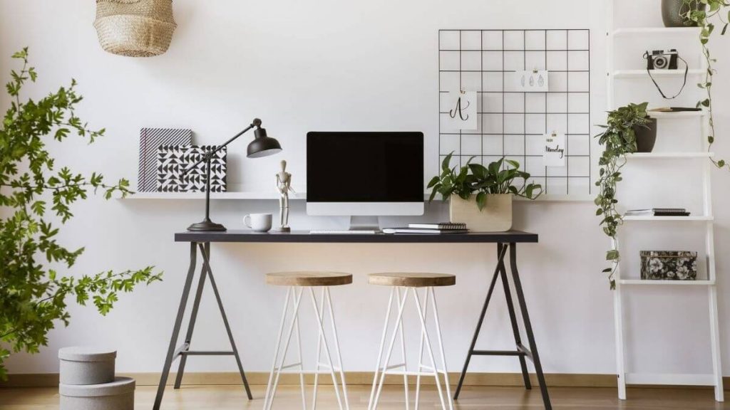 ruang 'home office' yang cantik dan kemas