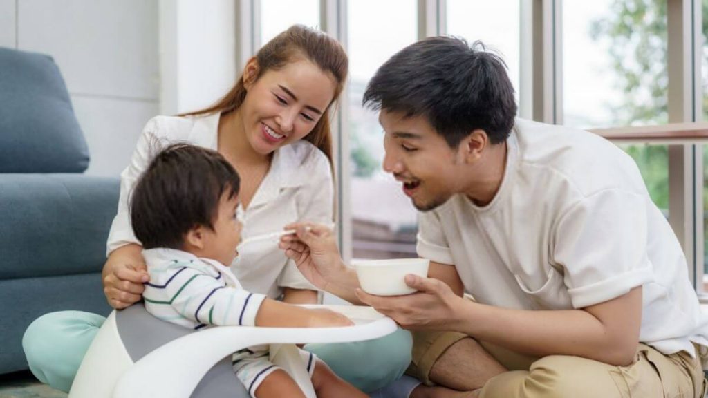 makanan bayi 6 bulan yang berkhasiat dan penuh nutrisi untuk si manja