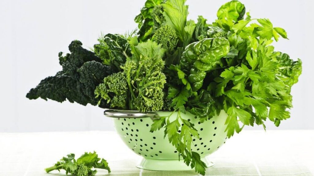 sayuran hijau - makanan tambah susu badan