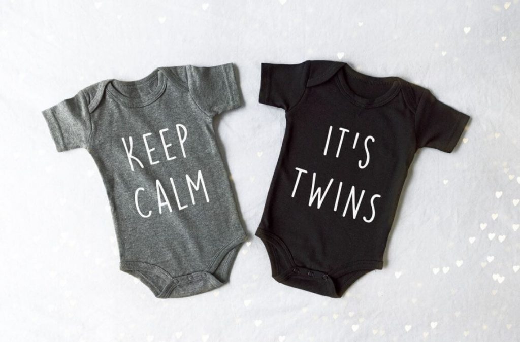 gambar baju bayi kembar