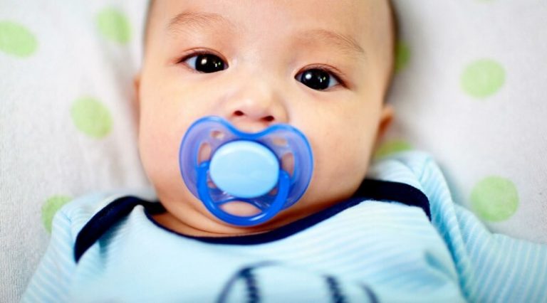 puting a baby in twin mattress