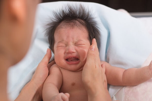 bayi menangis kerana kembung perut