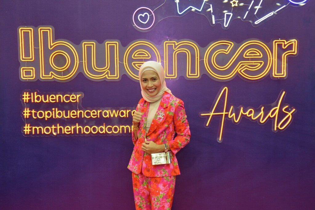 Ashikin Hassan di Ibuencer Awards