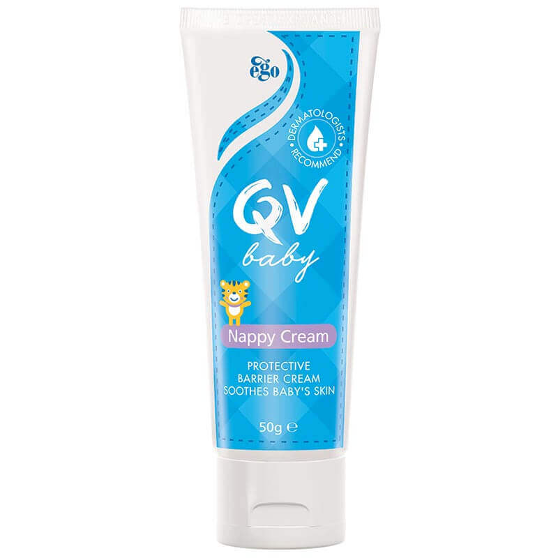 sentuhan kulit ke kulit dengan QV Baby Nappy Cream