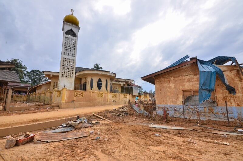 ibadah semasa banjir di masjid