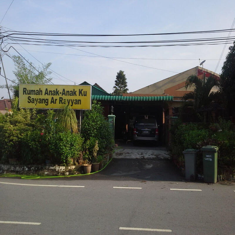 rumah anak yatim