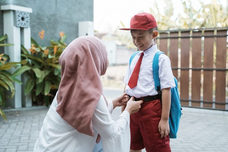 mak bercakap dengan anak