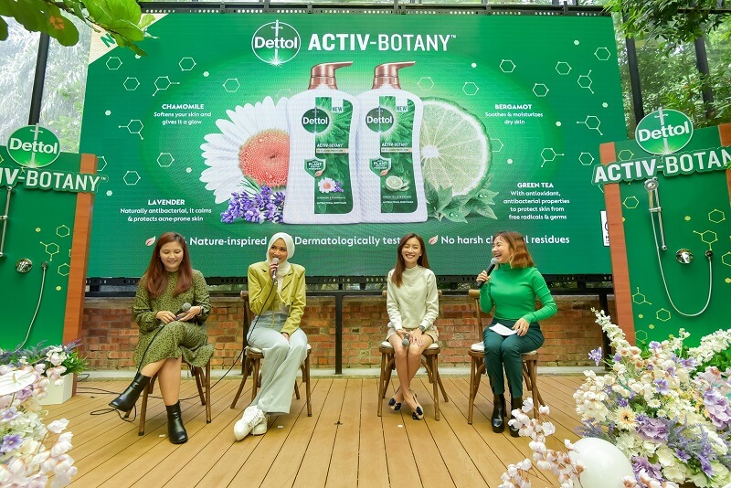 speakers during press conference for Dettol Activ-Botany