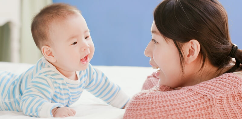interaksi mak dengan baby 9 bulan