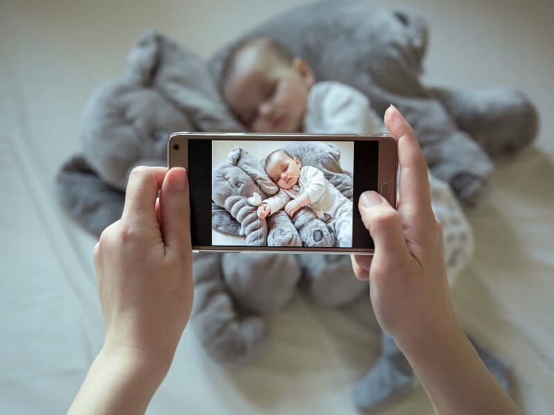 dilarang ambil gambar bayi merupakan antara pantang larang melawat bayi