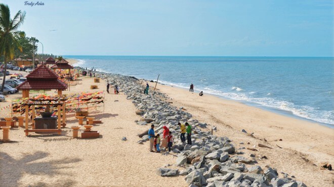 Pantai Di Kelantan