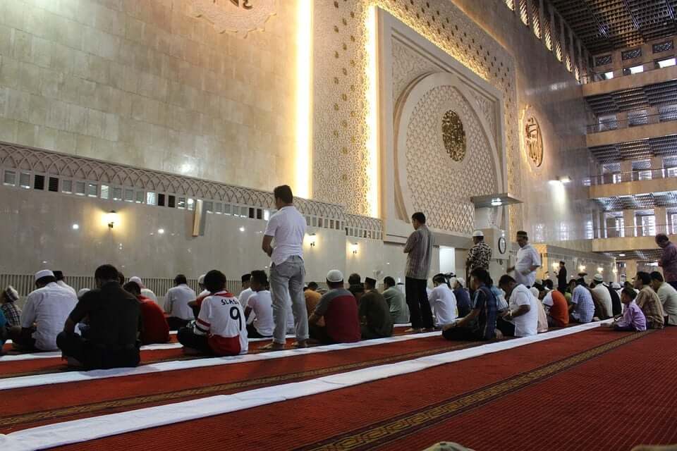 Solat Sunat Tahiyatul Masjid