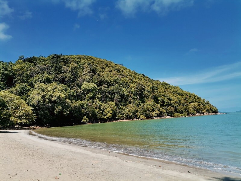 Pantai Teluk Buih., pantai di Johor