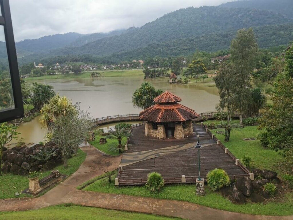 tempat menarik di Tanjung Malim, Taman Tasik Embayu