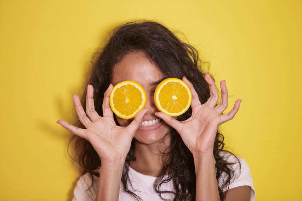 girl with lemon