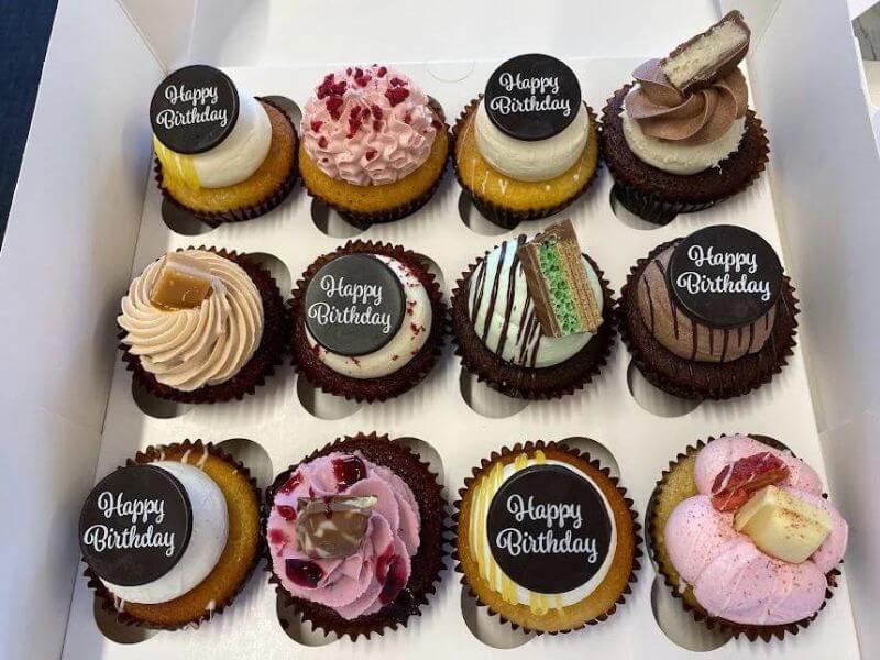 sambut birthday - cupcakes birthday