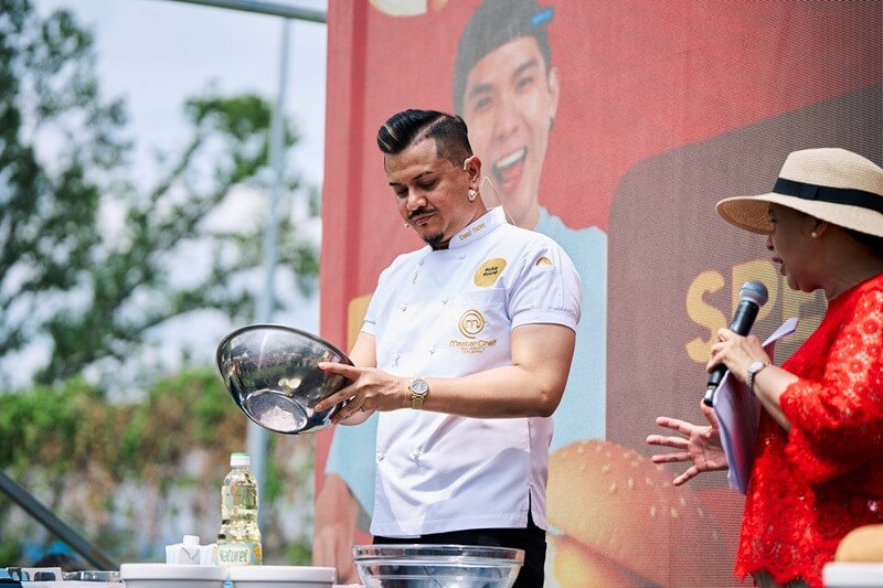 Datuk Fazley Yaakob di acara EGG-stra Breakathon 2025 oleh QL Eggs