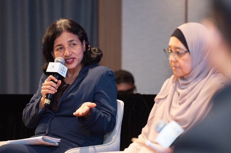 perkongsian mengenai penyakit retinal oleh Dr Rajasudha Sawri Rajan, Pakar Perunding Oftalmologi dan Pakar Retina Perubatan, Naib Pengerusi, Akademi Perubatan Malaysia (AMM) – Bahagian Retina (Kolej Oftamologi)